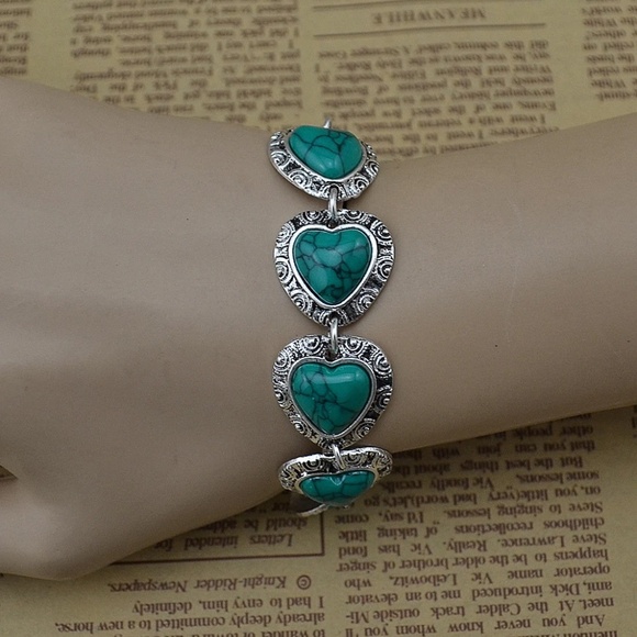 Antique Turquoise Heart Jewelry Set - Picture 3 of 6